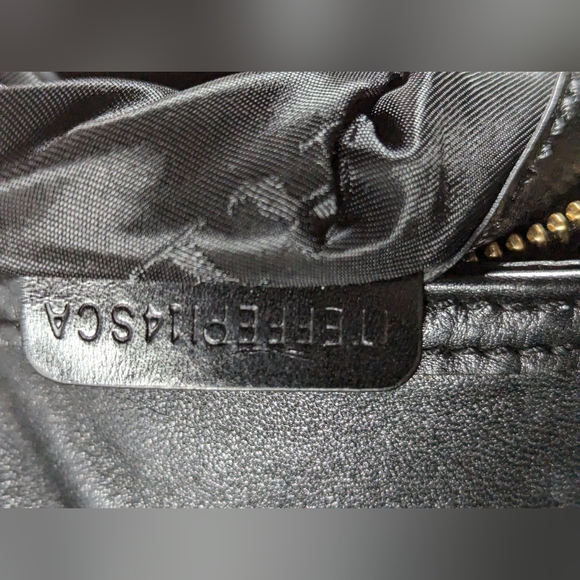 Burberry Leather Buckle Bucket handbag - Picture 11 of 13